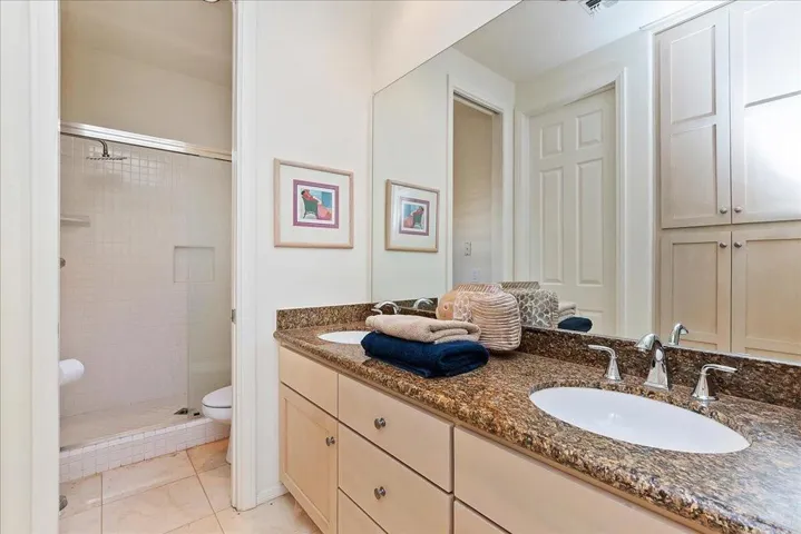 29-Bathroom