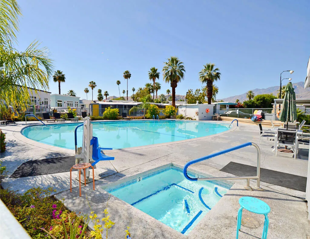 Pool Spa