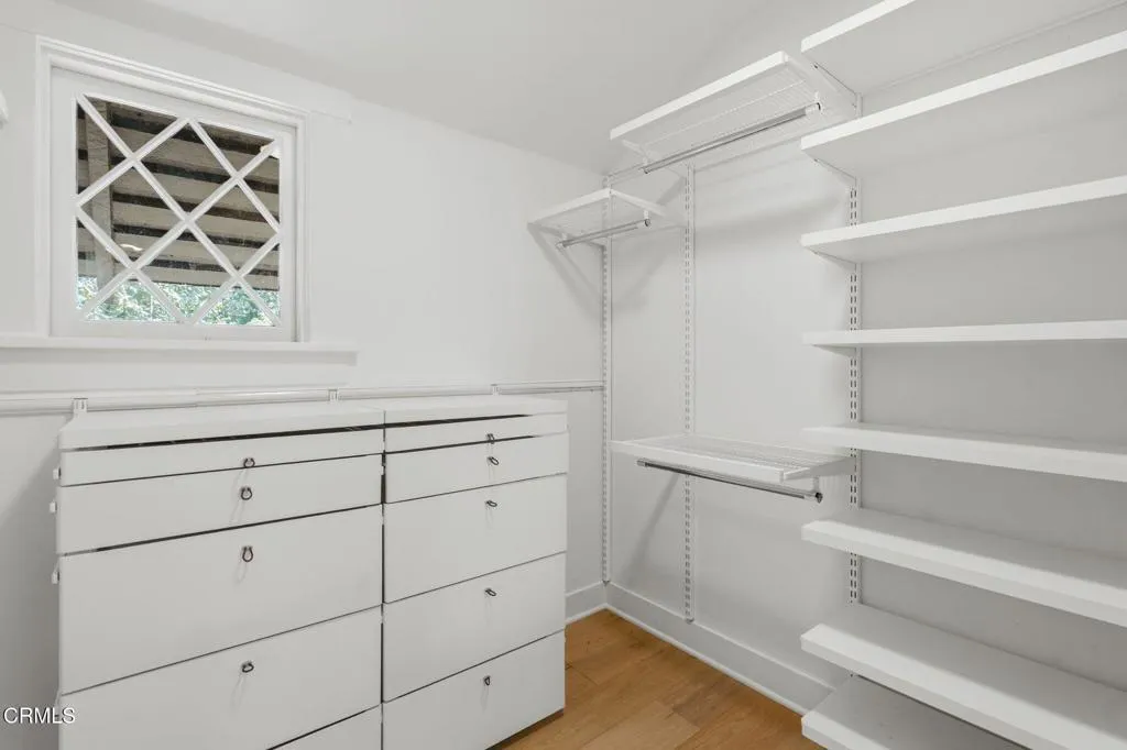 32-1243 Brunswick Ave-54