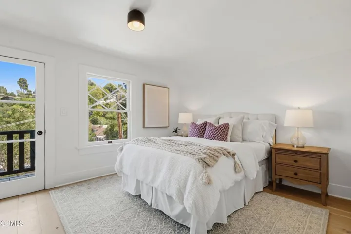 38-1243 Brunswick Ave-58