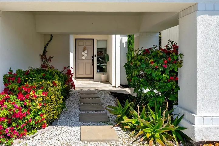 25256 Misty, Mission Viejo, California 92692