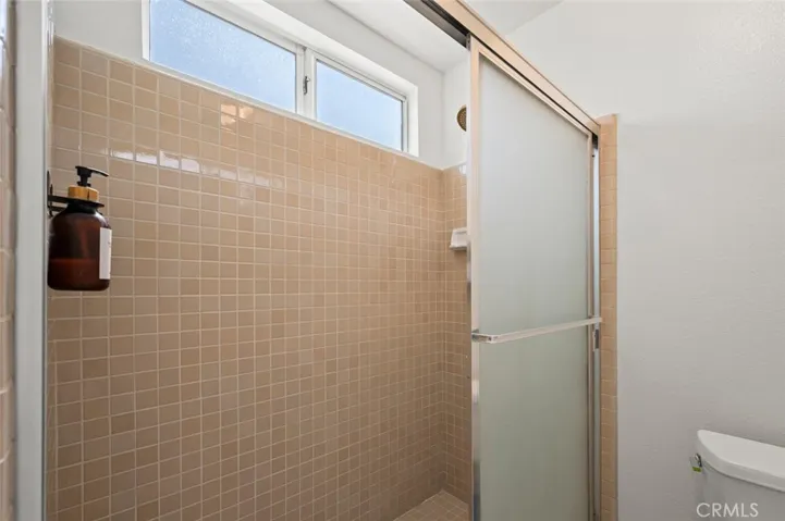 Primary shower