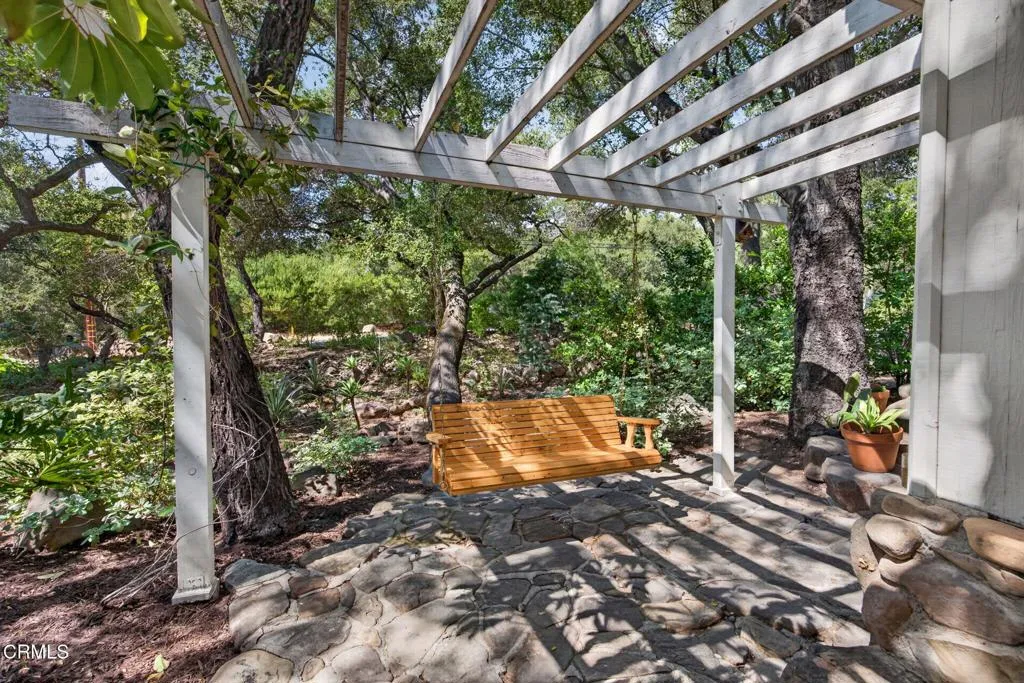 50-web-or-mls-Upmarketmedia_4222Tha-130