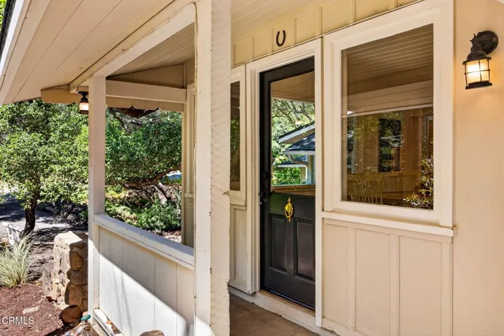 14-web-or-mls-Upmarketmedia_4222Tha-035