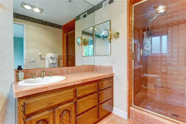 Upstairs Bathroom