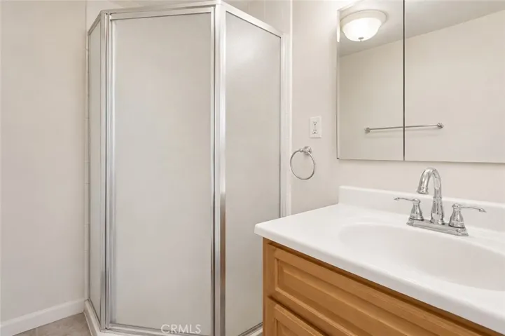 2209 Queensberry, Pasadena, California 91104