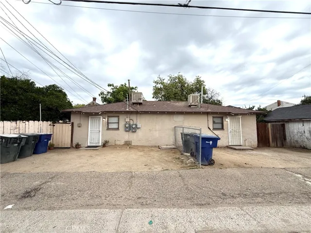 129 N Park, Fresno, California 93701