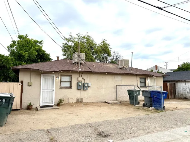 129 N Park, Fresno, California 93701