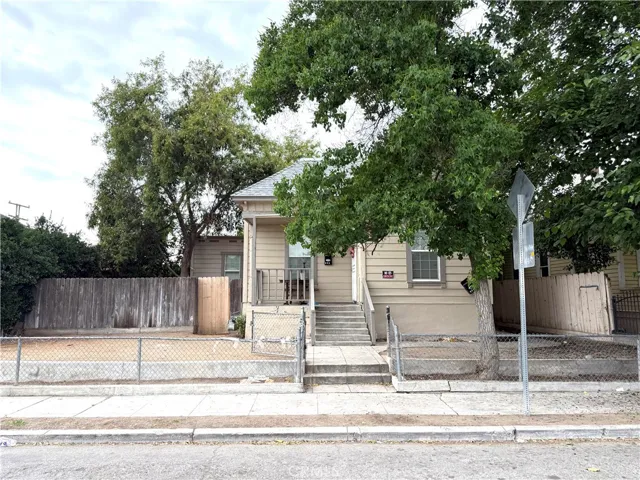 129 N Park, Fresno, California 93701
