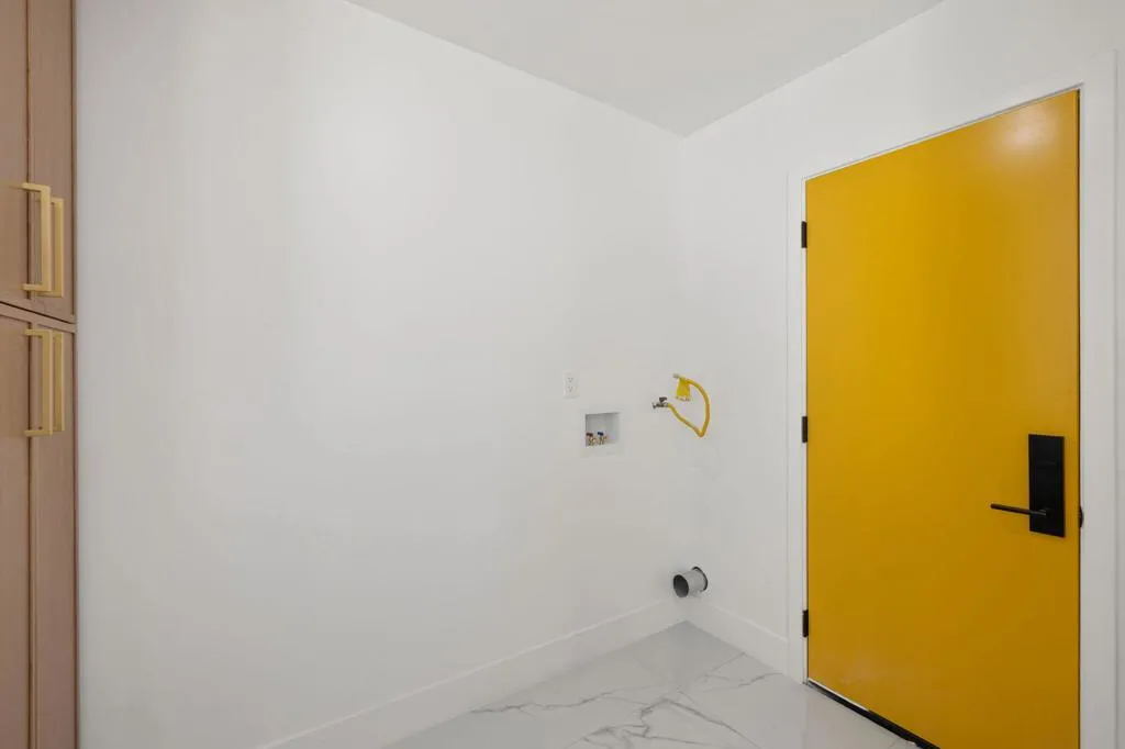 24-web-or-mls-8M4A4070