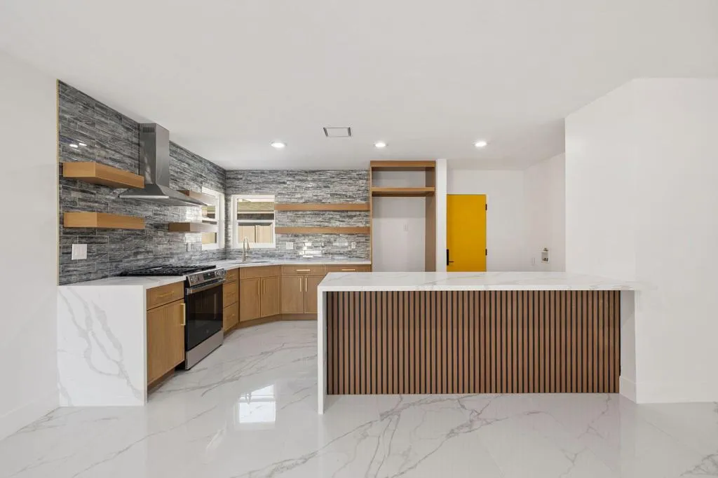 49-web-or-mls-8M4A3862