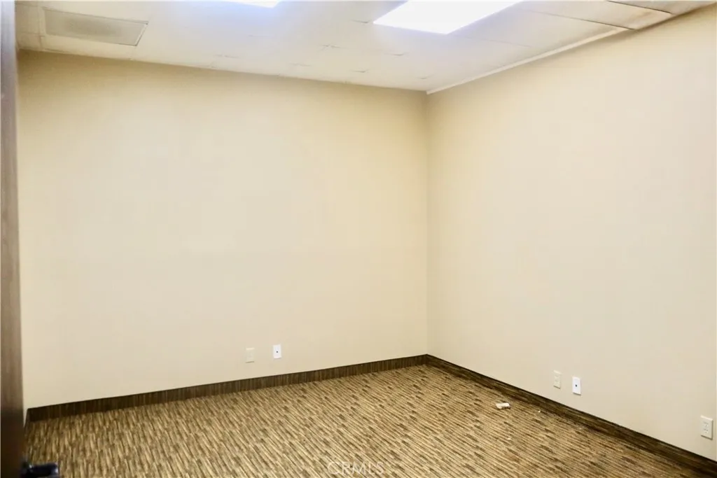 Room 1 Room 1