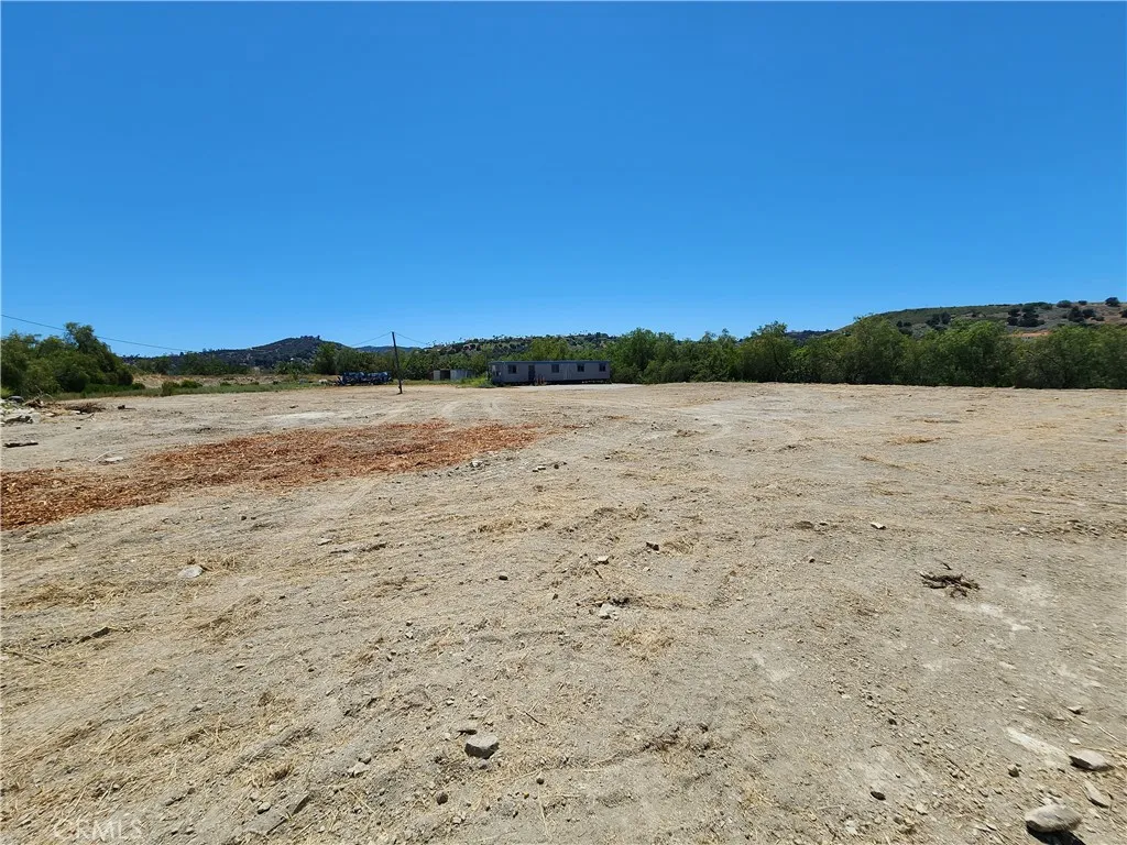 Building pad from the top of the driveway.