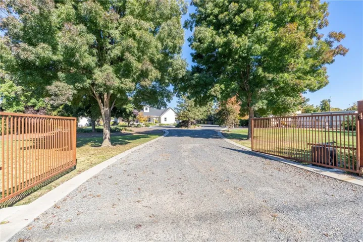 2286 White, Durham, California 95938