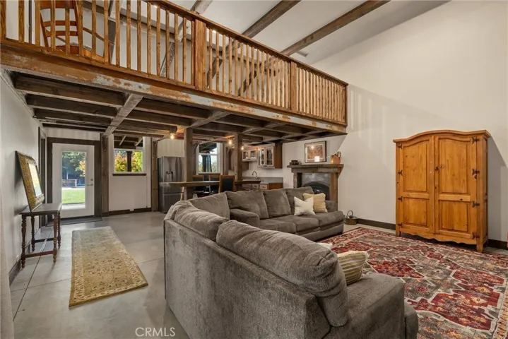 2286 White, Durham, California 95938