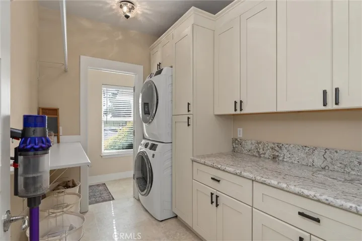 2286 White, Durham, California 95938