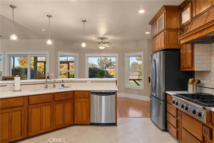 2286 White, Durham, California 95938