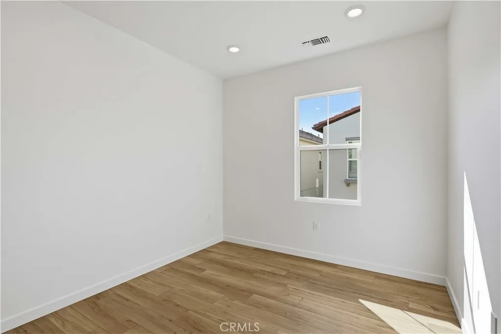 3rd Level Secondary Bedroom