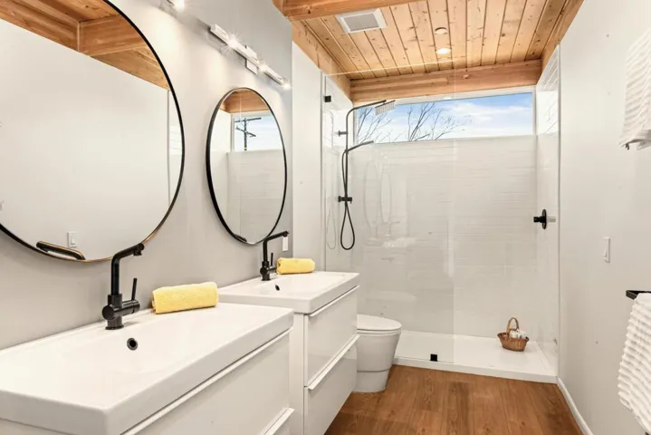 68035-9 Calle Cerrito-Master Bath