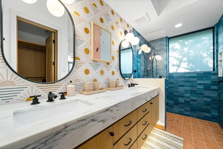 Casita Bath