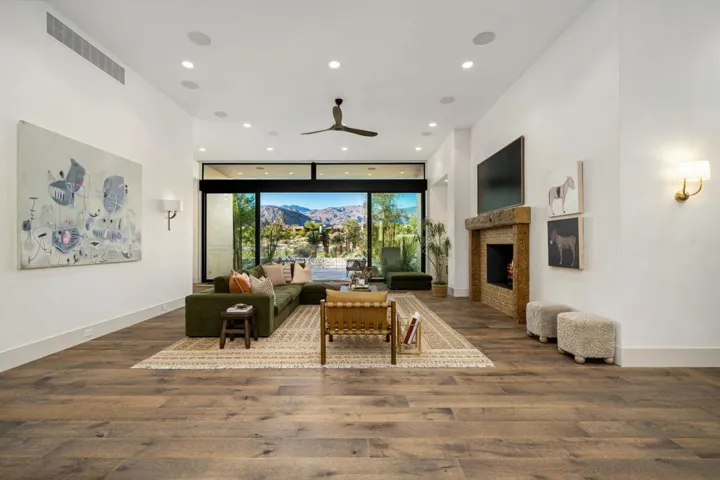 132-web-or-mls-GGBajada_OPMG_0426_132