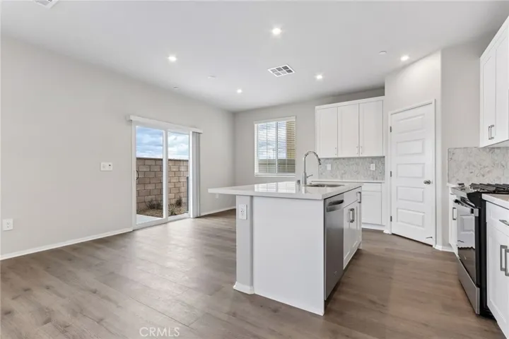 28208 Via Somantano, Temecula, California 92591