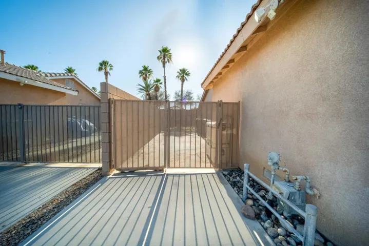 43899 Virginia Ave (52)
