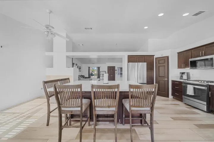 43899 Virginia Ave (22)