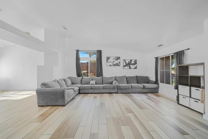 43899 Virginia Ave (31)