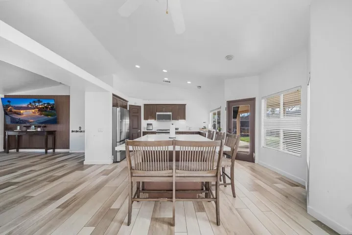 43899 Virginia Ave (25)