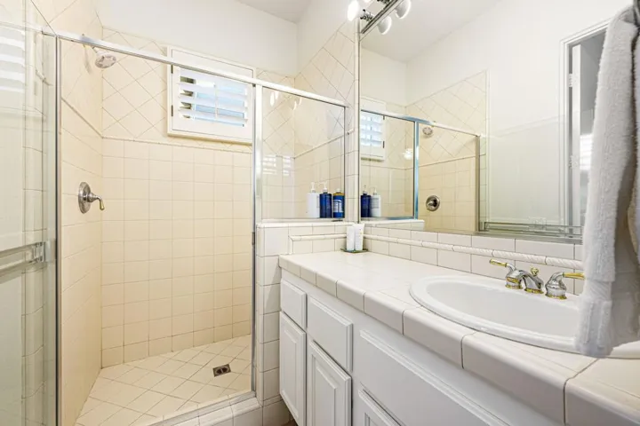 Casita Bathroom