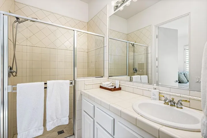 Guest Bathroom #1