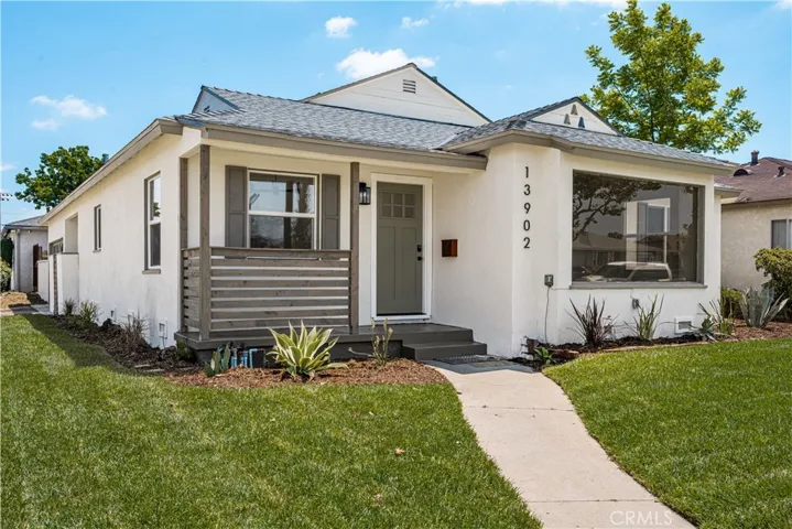 13902 S Tajauta, Compton, California 90222