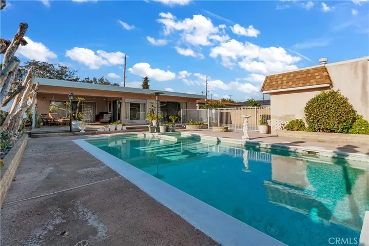 9620 Walnut Street, Bellflower, California 90706