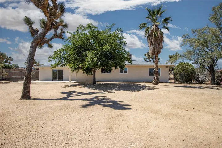58390 Delano Trail, Yucca Valley, California 92284