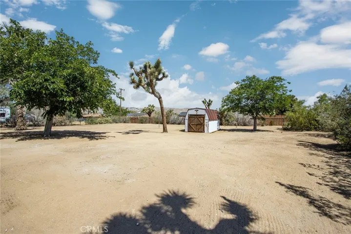 58390 Delano Trail, Yucca Valley, California 92284