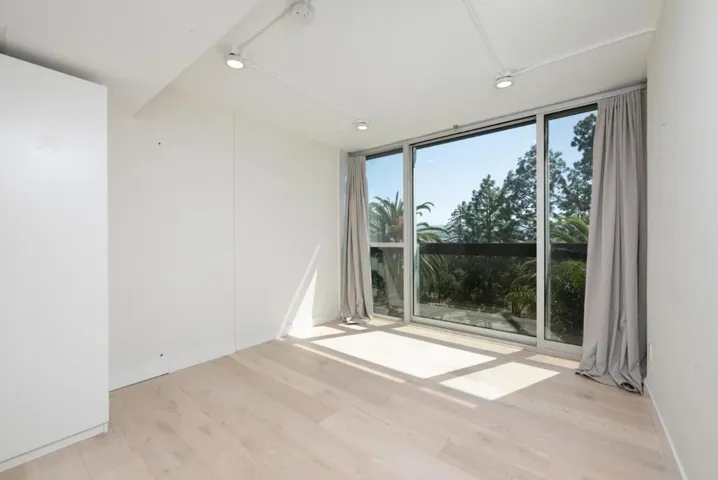 101 Alma Street 608, Palo Alto, California 94301