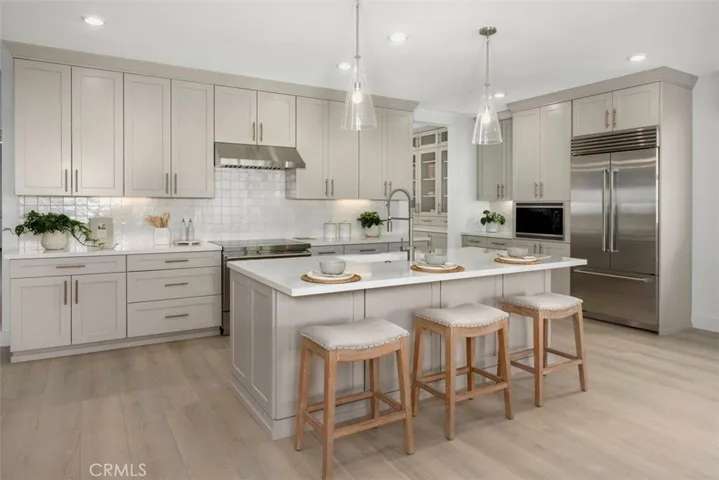 PHOTOS ARE OF MODEL - INTERIOR FINISHES MAY VARY