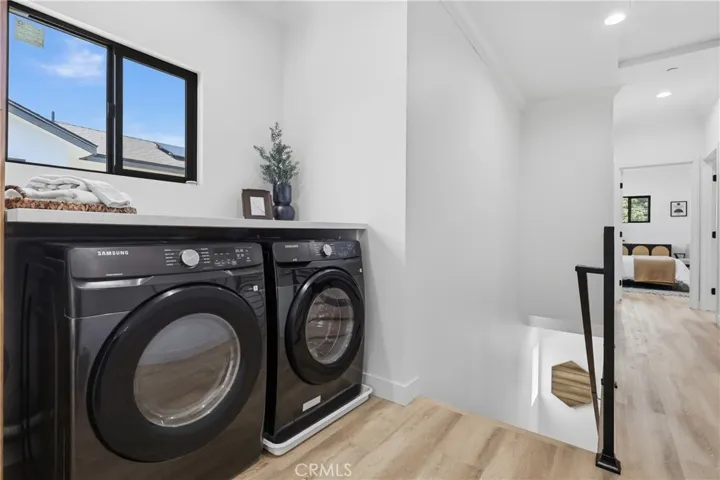 SFR LAUNDRY