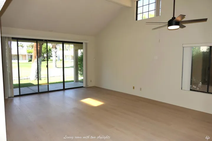 P1012442