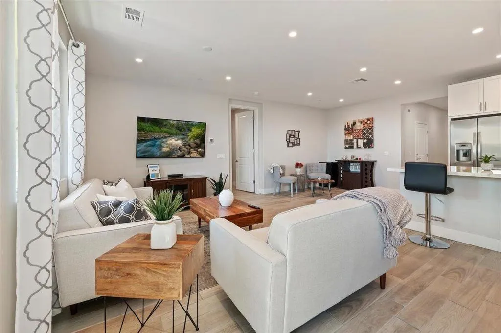 Open Floor Plan Open Floor Plan