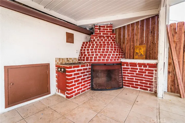 outdoor fireplace