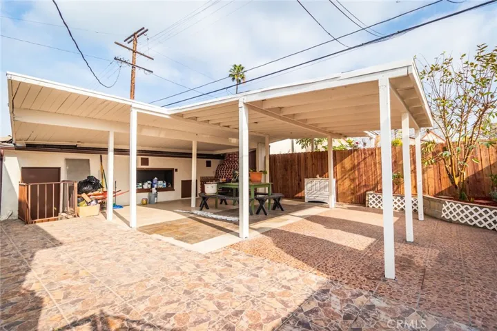 covered back patio