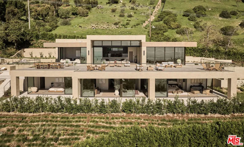 30010 Andromeda Lane, Malibu, California 90265