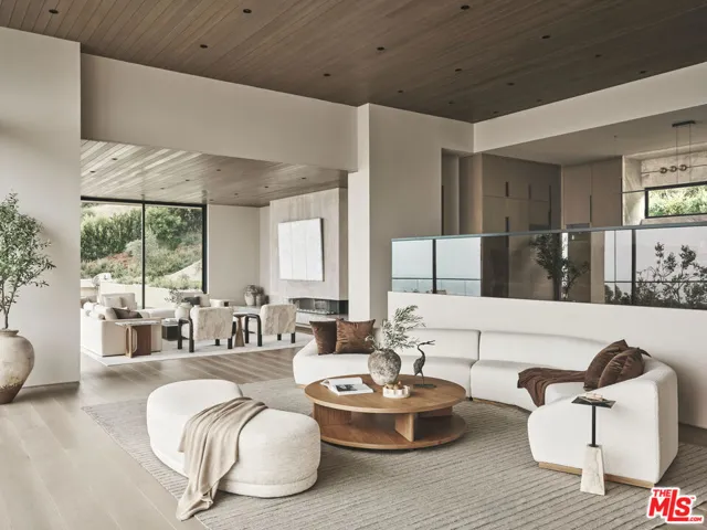 30010 Andromeda Lane, Malibu, California 90265