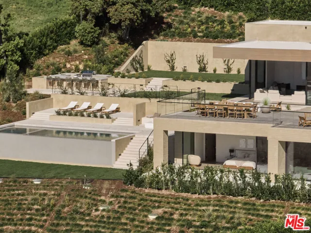 30010 Andromeda Lane, Malibu, California 90265