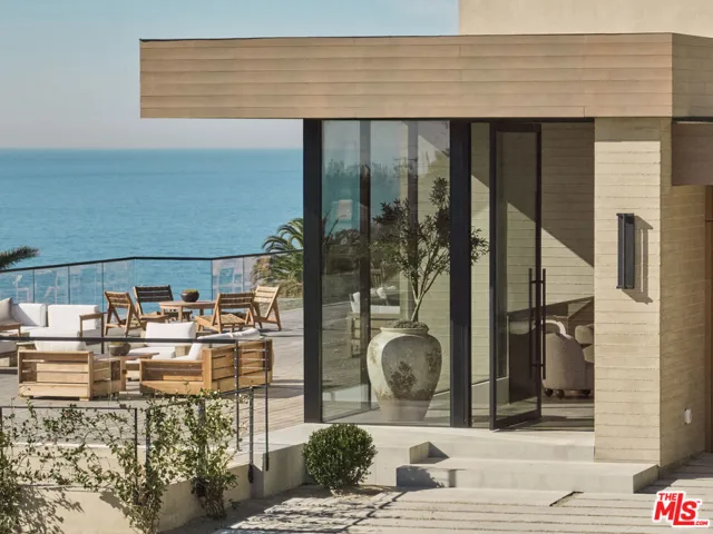 30010 Andromeda Lane, Malibu, California 90265