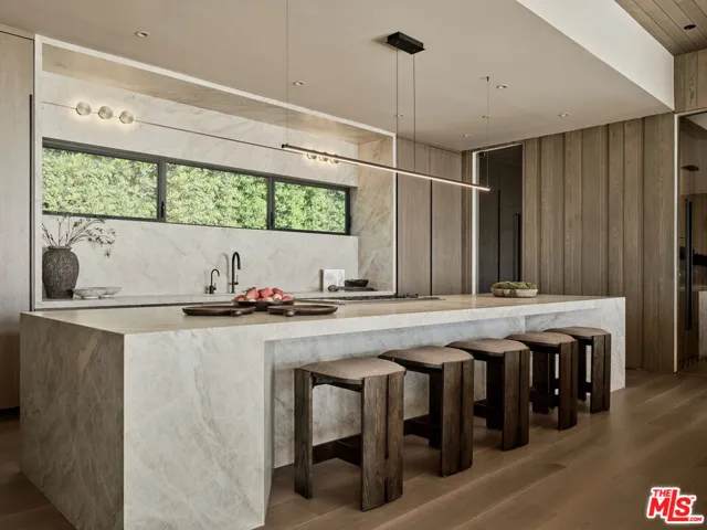 30010 Andromeda Lane, Malibu, California 90265