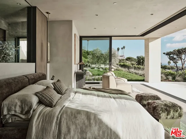 30010 Andromeda Lane, Malibu, California 90265