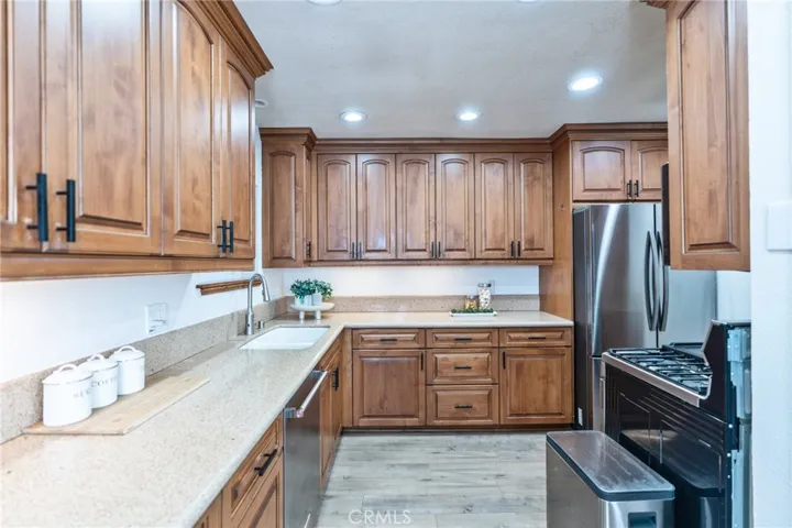5903 Hazelbrook Avenue, Lakewood, California 90712